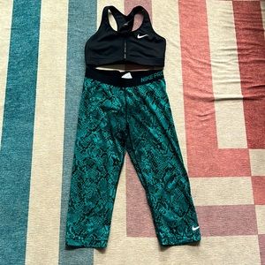Nike Snake Set
